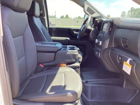New 2025 GMC Sierra 3500 Pro w/ Convenience Package AWD/4WD image 24