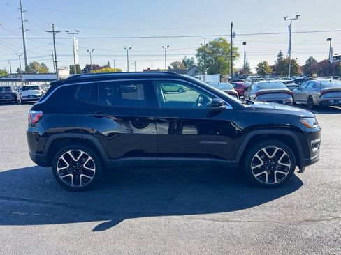 Used 2018 Jeep Compass Limited w/ Navigation Group FWD image 4