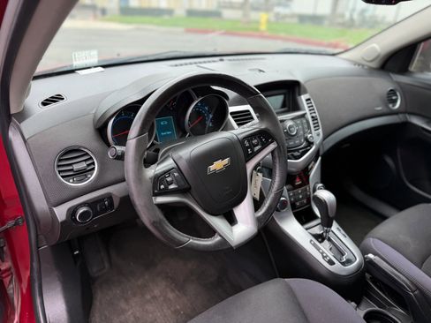 Used 2012 Chevrolet Cruze LT image 14