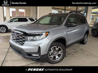 Used 2023 Honda Passport TrailSport video 1