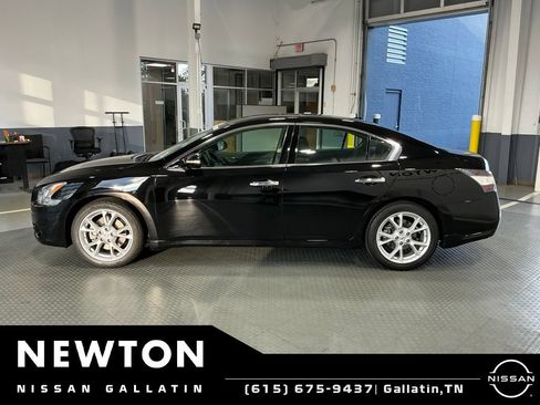 Used 2014 Nissan Maxima 3.5 SV w/ Premium Package FWD image 3