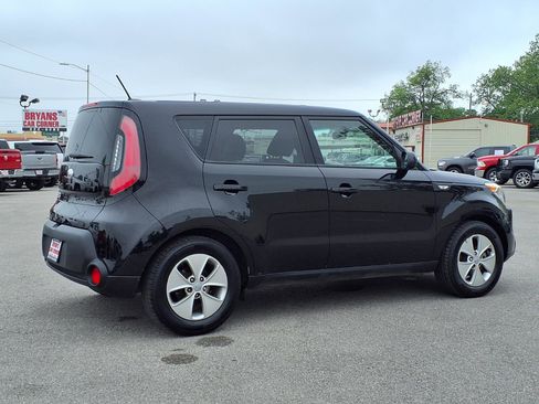 Used 2014 Kia Soul FWD image 23