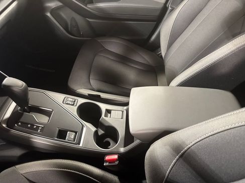 Used 2025 Subaru Crosstrek 2.0i Premium image 20