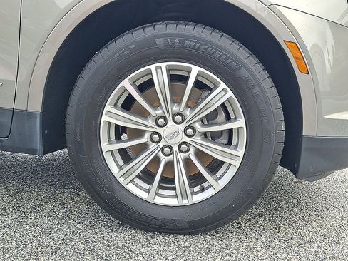 Used 2019 Cadillac XT5 Luxury AWD/4WD image 27