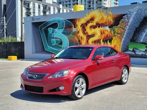 Used 2010 Lexus IS 350C RWD image 11