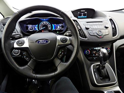 Used 2018 Ford C-MAX SE image 17