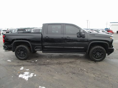 Certified 2024 Chevrolet Silverado 2500 High Country w/ Midnight Edition image 4