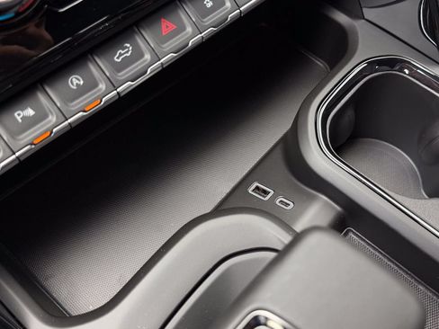 New 2026 GMC Sierra 1500 AT4 w/ AT4 Premium Package AWD/4WD image 20