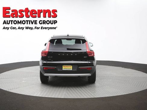 Used 2024 Volvo XC40 B5 Core AWD/4WD image 37