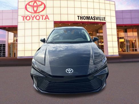 New 2025 Toyota Camry LE image 2