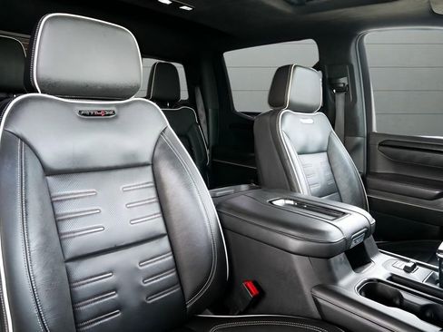 Used 2022 GMC Sierra 1500 AT4X image 59