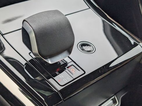 New 2026 Land Rover Range Rover Sport SE AWD/4WD image 18