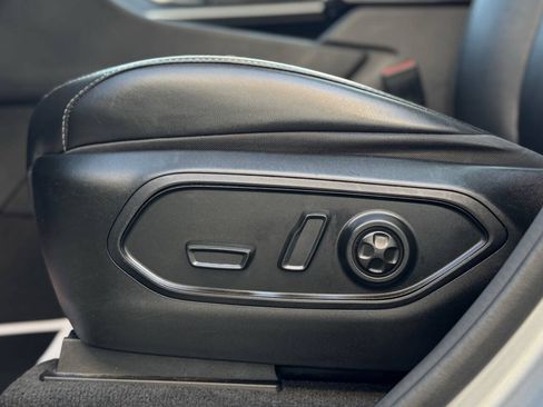 Used 2022 Jeep Grand Cherokee Limited RWD image 16