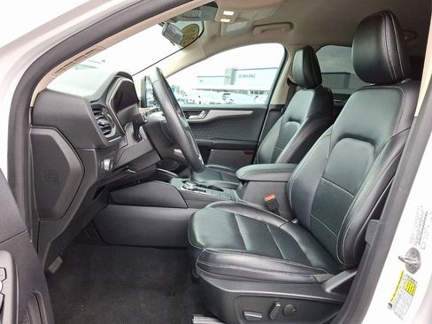 Used 2020 Ford Escape SEL image 14