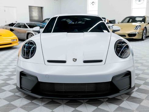 Used 2026 Porsche 911 GT3 RWD image 2