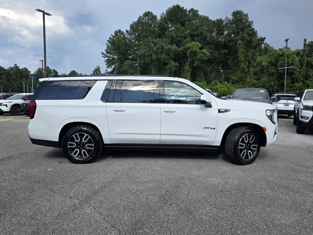 Used 2021 GMC Yukon XL AT4 w/ AT4 Premium Plus Package AWD/4WD image 38