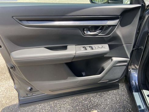 Used 2024 Honda CR-V Sport image 12