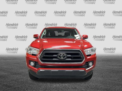 Used 2022 Toyota Tacoma SR5 w/ Technology Package RWD image 3
