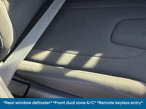 Certified 2024 Hyundai Elantra SEL w/ Convenience Package FWD image 12