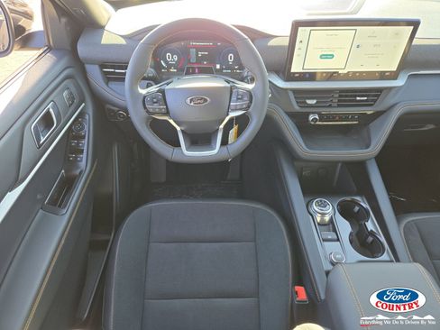 New 2026 Ford Explorer Tremor w/ Tremor Convenience Package image 9