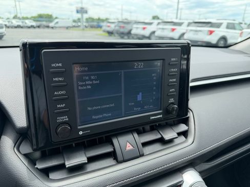 Used 2022 Toyota RAV4 XLE w/ Convenience Package AWD/4WD image 20