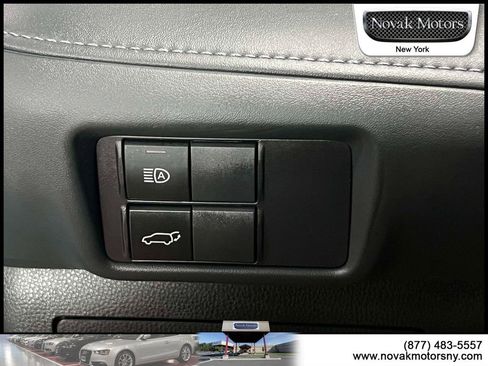 Used 2022 Toyota Highlander XSE image 23