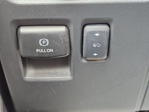 Used 2024 Ford F150 Lariat w/ Equipment Group 502A High AWD/4WD image 26