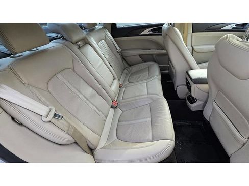 Used 2018 Lincoln MKZ Reserve image 18