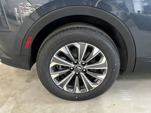New 2026 Buick Envision Preferred AWD/4WD image 36