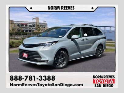 New 2026 Toyota Sienna XLE Woodland Edition