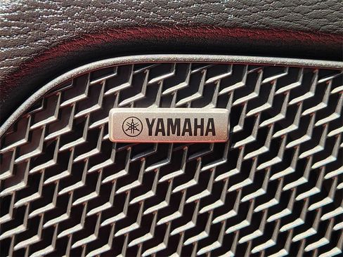 New 2025 Mitsubishi Outlander SE image 16