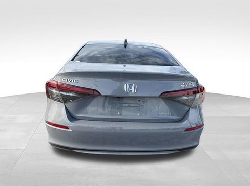 Used 2025 Honda Civic Sport image 5