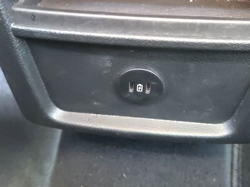 Certified 2022 Ford Edge SE w/ Black Appearance Package image 21