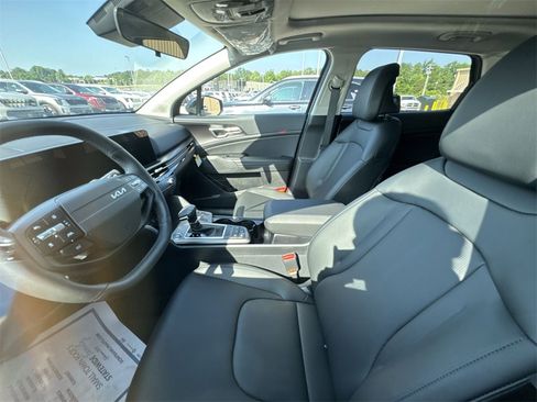 New 2026 Kia Sportage EX w/ EX Panorama Roof Package image 11