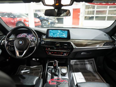 Used 2018 BMW 530e w/ Premium Package 2 image 14