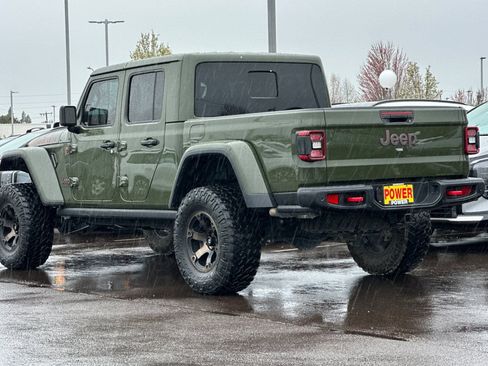 Used 2021 Jeep Gladiator Rubicon w/ Cold Weather Group AWD/4WD image 6
