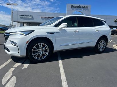 Used 2023 Buick Enclave Essence w/ Experience Buick Package