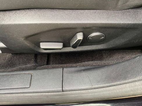 Used 2019 Ford Fusion SE image 15