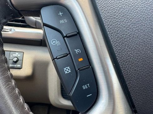 Used 2016 GMC Acadia Denali AWD/4WD image 19