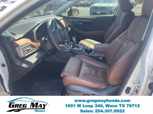 Used 2025 Subaru Outback Touring XT AWD/4WD image 13