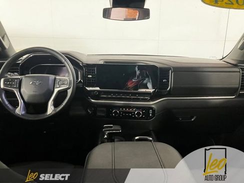 Used 2024 Chevrolet Silverado 1500 RST w/ Convenience Package II AWD/4WD image 19