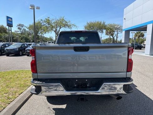 Used 2025 Chevrolet Silverado 2500 LT w/ Convenience Package image 4