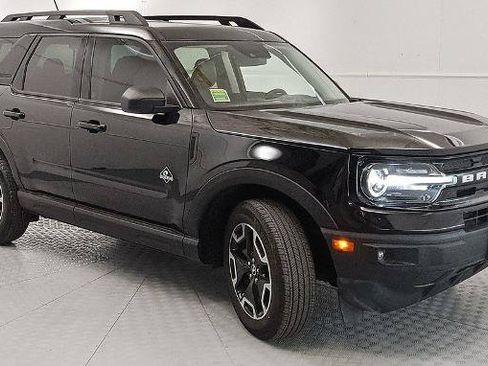 Certified 2024 Ford Bronco Sport Outer Banks w/ Tech Package AWD/4WD image 1