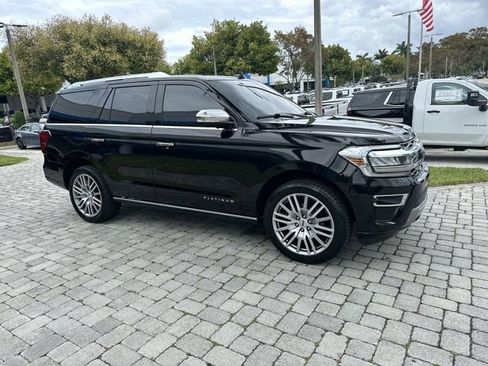 Used 2022 Ford Expedition Platinum AWD/4WD image 15