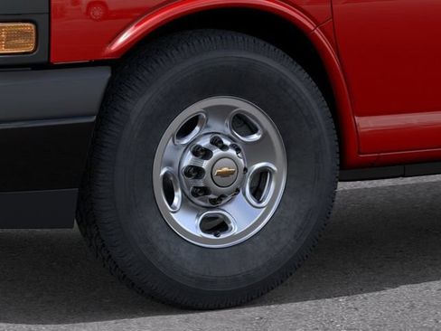 New 2026 Chevrolet Express 3500 Extended RWD image 9