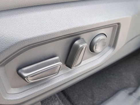 New 2026 Toyota Tundra SR5 AWD/4WD image 19