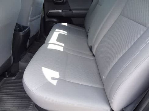 Used 2023 Toyota Tacoma SR5 AWD/4WD image 8