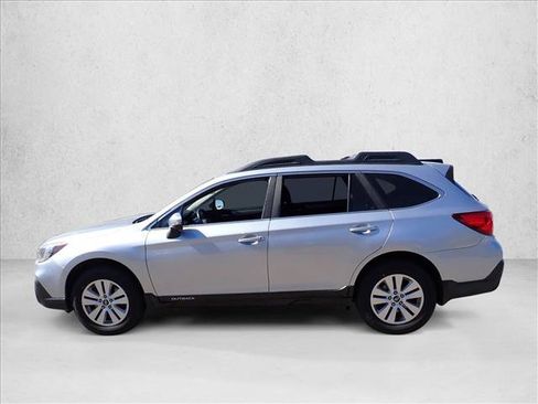 Used 2019 Subaru Outback 2.5i Premium AWD/4WD image 12