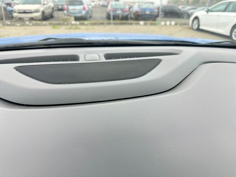 Used 2025 Chevrolet Blazer LT image 18