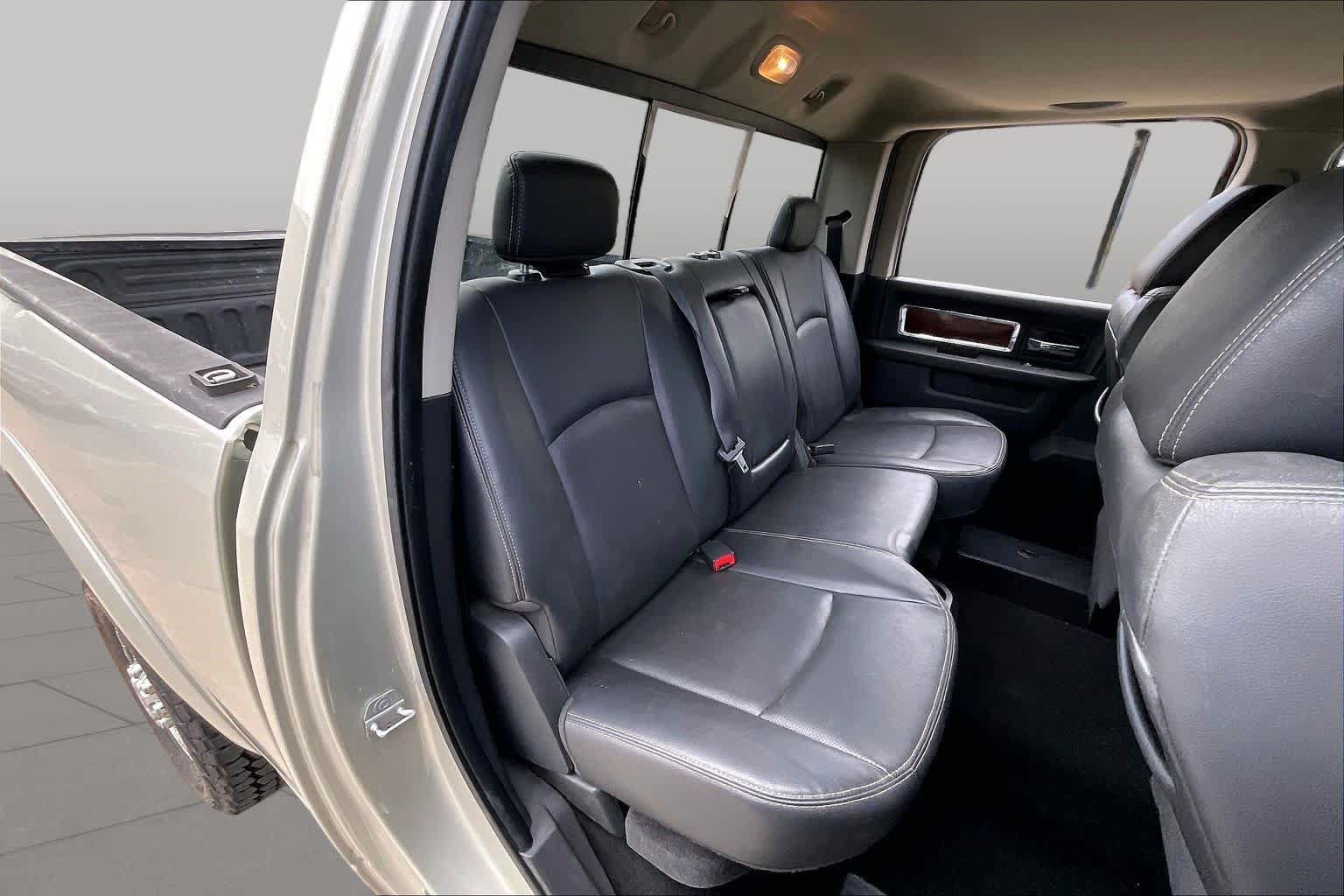 Used 2010 Dodge Ram 2500 Truck Laramie w/ Protection Group AWD/4WD image 18